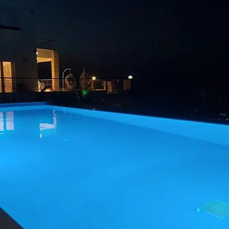Toroneos View With Private Pool
